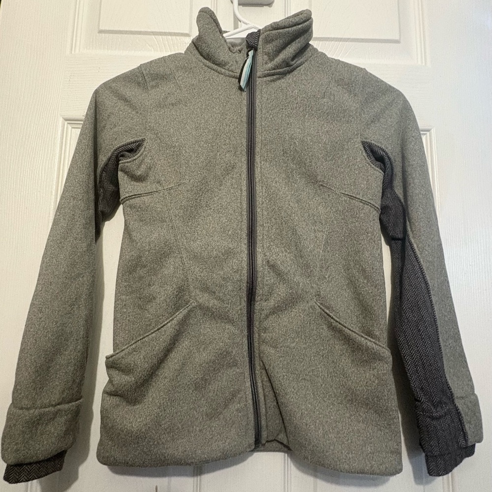 Ivivva brand kids zip up top